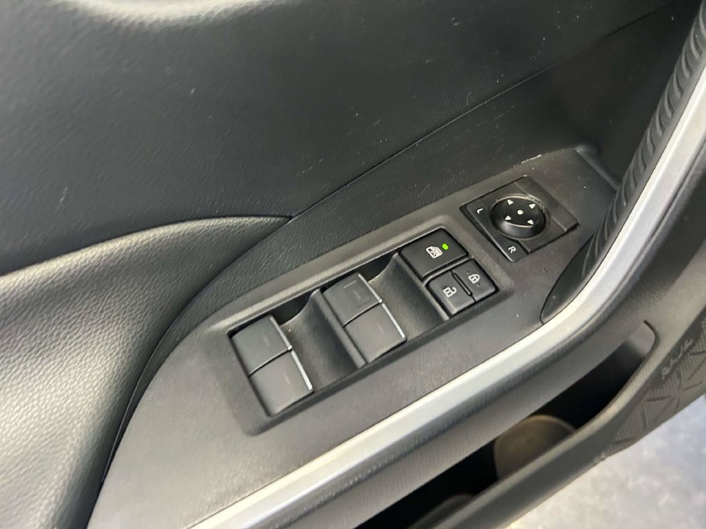 Certified 2025 Toyota RAV4 XLE Premium AWD/4WD image 19