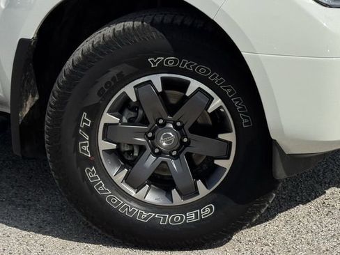 Used 2020 Nissan Frontier PRO-4X w/ Pro-4x Utility Package AWD/4WD image 30