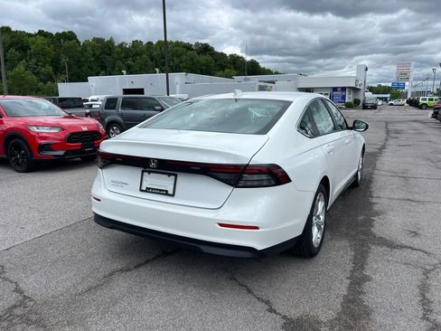 Used 2023 Honda Accord LX image 5