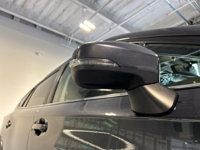 Used 2019 Subaru Crosstrek 2.0i Limited w/ Moonroof Package w/Navigation AWD/4WD image 32