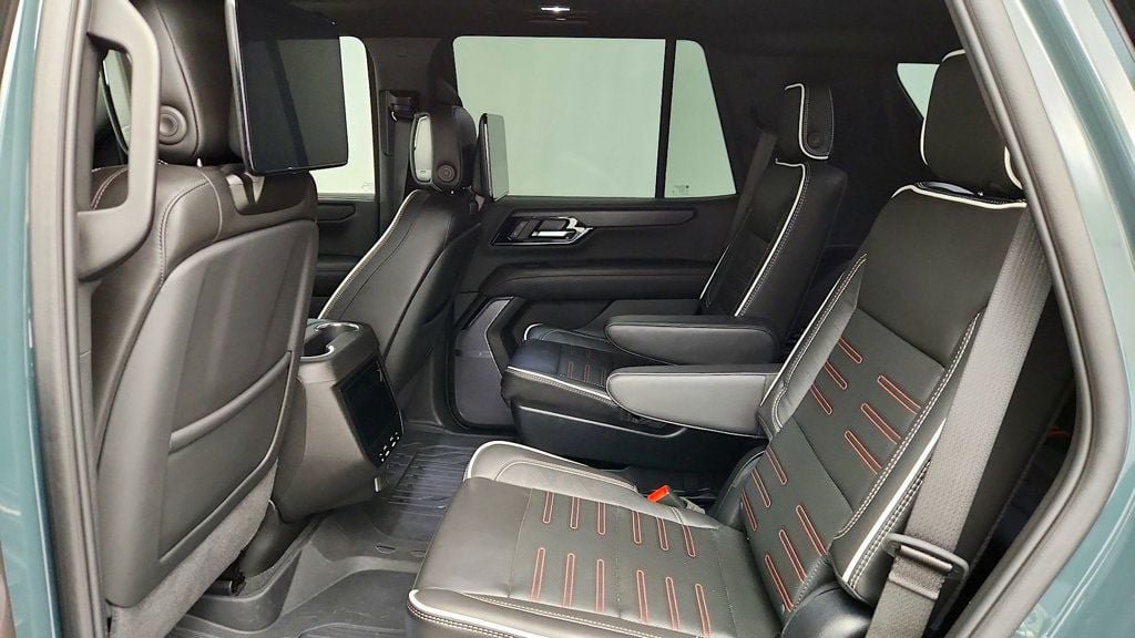 Used 2026 GMC Yukon AT4 Ultimate w/ LPO, Floor Liner Package AWD/4WD image 24