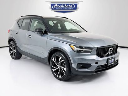 Used 2019 Volvo XC40 T5 R-Design