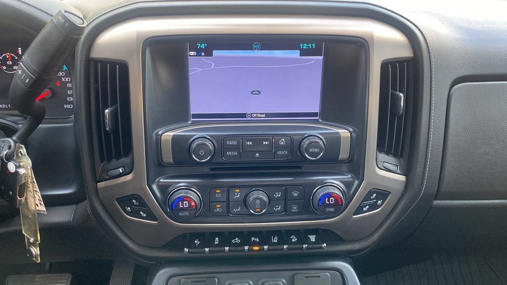 Used 2019 GMC Sierra 2500 Denali w/ Duramax Plus Package AWD/4WD image 20