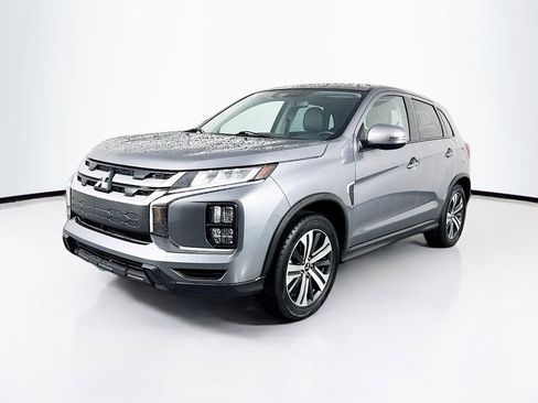 Used 2024 Mitsubishi Outlander Sport SE image 3