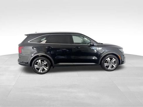 Certified 2023 Kia Sorento SX Prestige AWD/4WD image 9