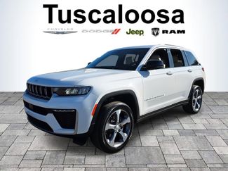 New 2026 Jeep Grand Cherokee Limited RWD video 3