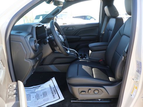 New 2026 Chevrolet Colorado Trail Boss AWD/4WD image 13