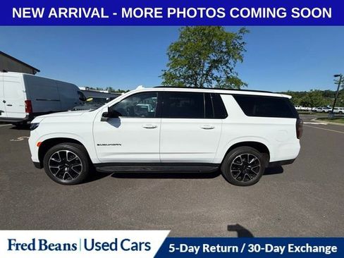 Used 2022 Chevrolet Suburban RST w/ Luxury Package AWD/4WD image 7