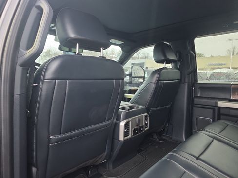 Used 2022 Ford F250 Lariat w/ Lariat Ultimate Package image 22