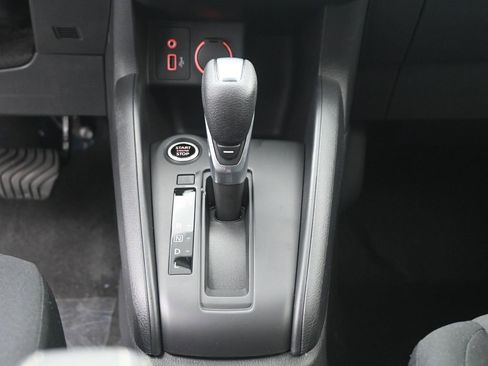 New 2025 Nissan Kicks Play S image 12