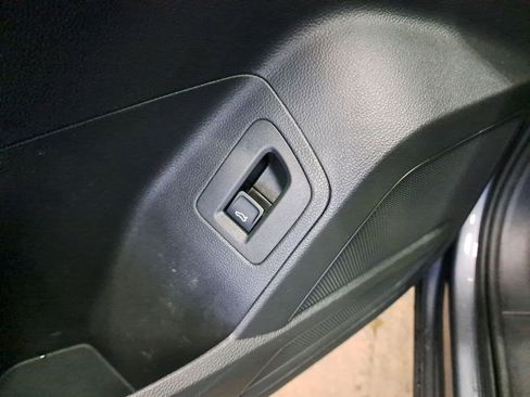 Used 2021 Volkswagen Atlas SEL Premium image 34