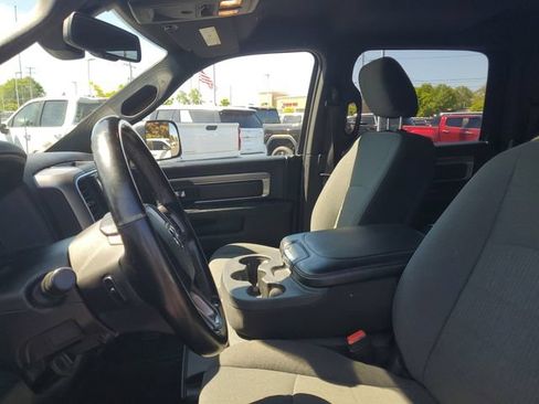 Used 2022 RAM 1500 Warlock AWD/4WD image 16