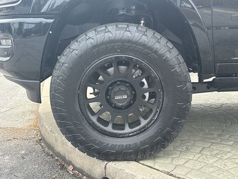 New 2026 RAM 2500 Limited image 32