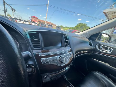 Used 2013 INFINITI JX35 AWD w/ Premium Pkg image 15