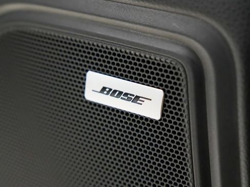 Certified 2021 Porsche Macan S image 17