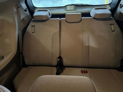 Used 2024 Toyota Sienna LE image 24