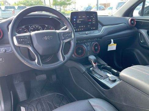 Certified 2025 Chevrolet Blazer RS w/ LPO, Floor Liner Package AWD/4WD image 12
