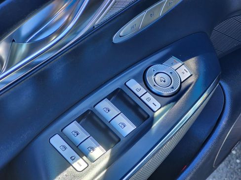 Used 2024 Genesis GV70 2.5T w/ Sport Prestige Package image 17