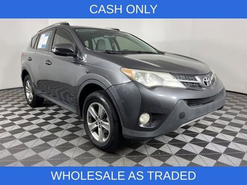 Used 2015 Toyota RAV4 XLE image 2