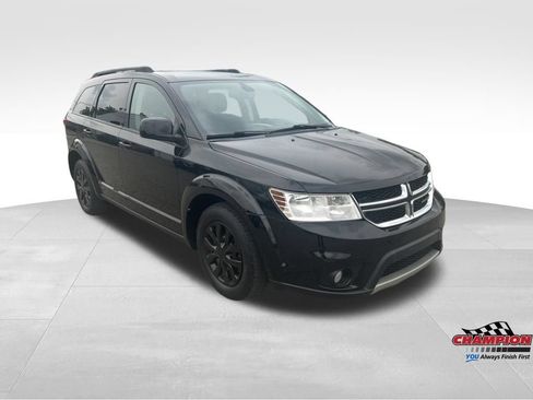 Used 2019 Dodge Journey SE FWD image 8