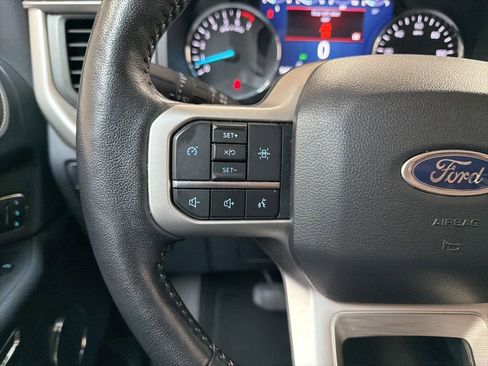 Used 2024 Ford Expedition XLT AWD/4WD image 20