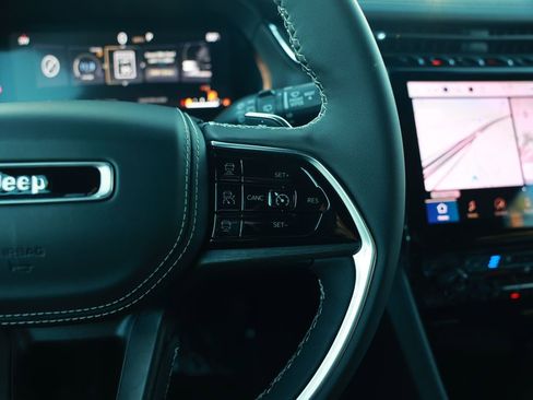 New 2025 Jeep Grand Cherokee Overland image 19