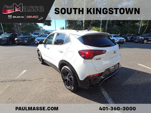 Used 2024 Buick Encore GX Sport Touring w/ Comfort Package AWD/4WD image 7