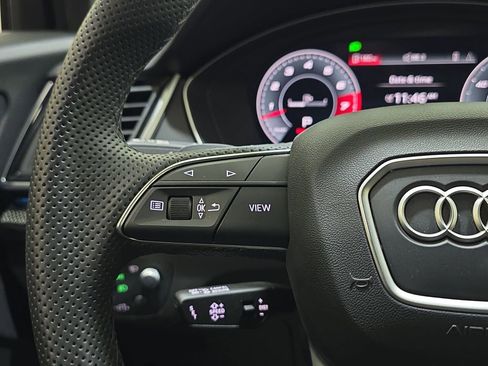 Used 2025 Audi SQ5 Prestige image 20