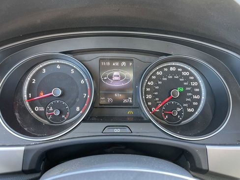 Used 2019 Volkswagen Atlas SE image 17