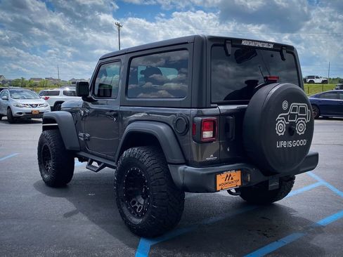 Used 2020 Jeep Wrangler Sport AWD/4WD image 8