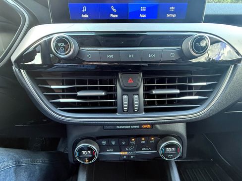 Used 2021 Ford Escape SE w/ Convenience Package image 22