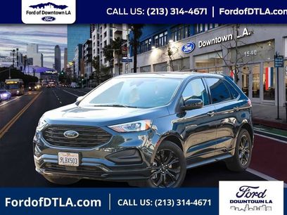Used 2023 Ford Edge SE w/ Black Appearance Package