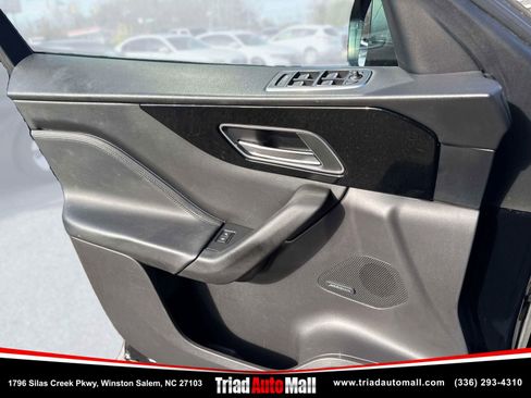 Used 2017 Jaguar F-PACE 20d Sport Utility 4D image 17