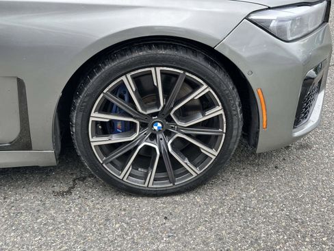 Used 2022 BMW 750i xDrive w/ M Sport Package AWD/4WD image 8