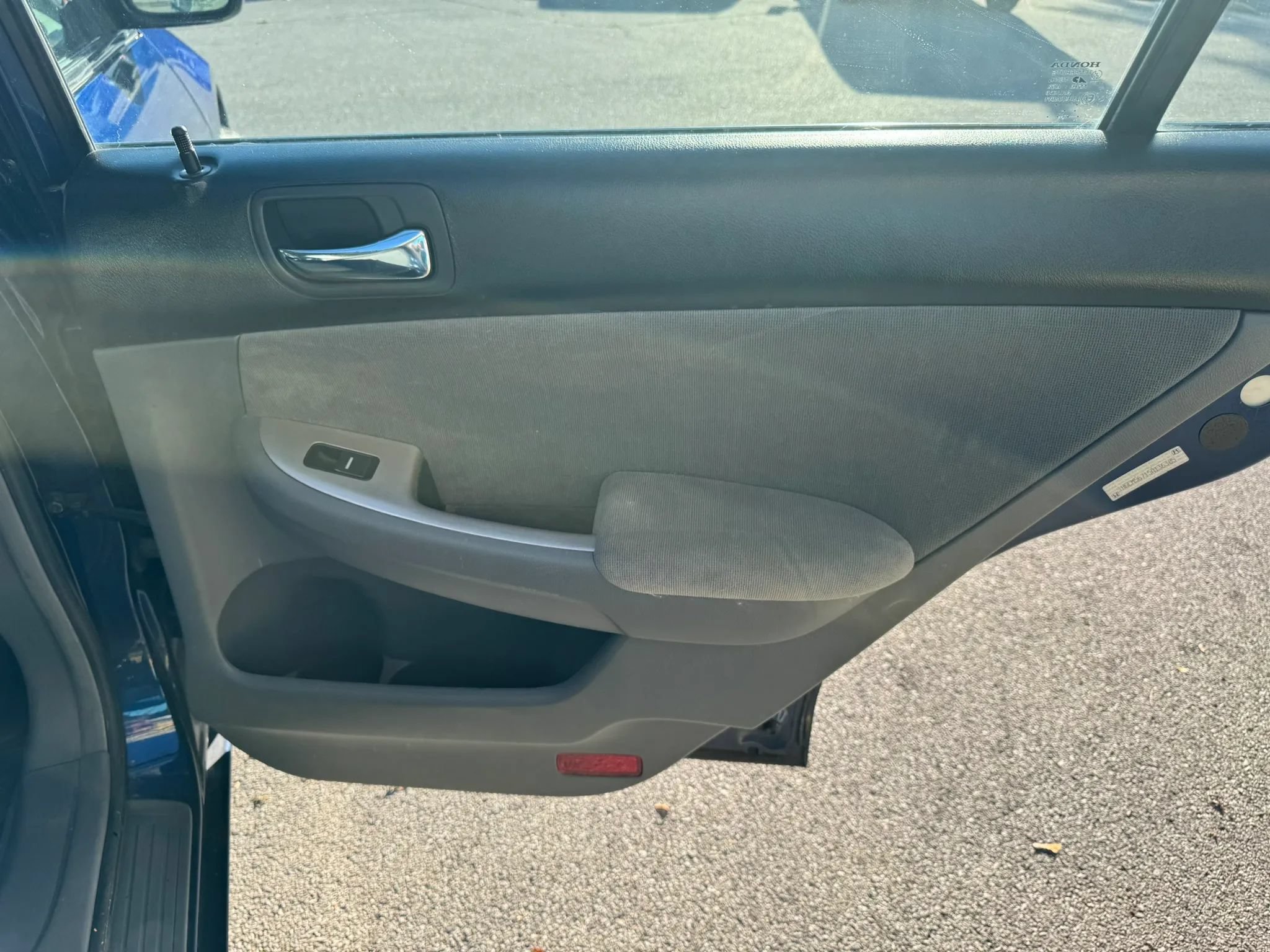 Used 2005 Honda Accord EX image 20