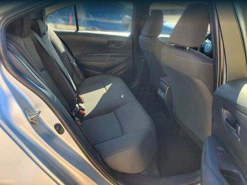 Used 2023 Toyota Corolla LE w/ LE Convenience Package FWD image 5
