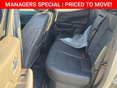 New 2025 Chevrolet Colorado LT w/ LT Convenience Package image 15