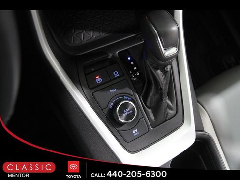Certified 2021 Toyota RAV4 XLE Premium image 16