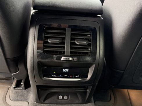 Used 2024 BMW X3 sDrive30i w/ Premium Package w/ZPA image 23