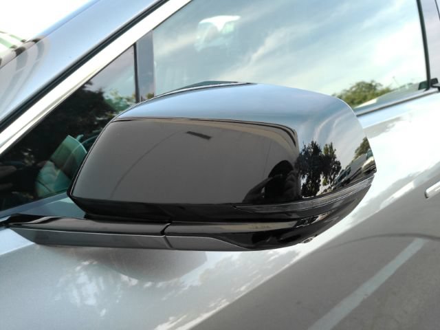 Used 2023 Cadillac Lyriq AWD image 18