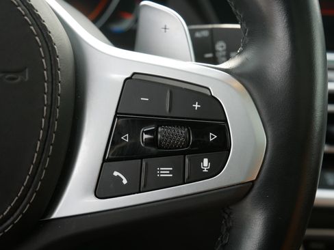 Used 2022 BMW X5 M50i image 20