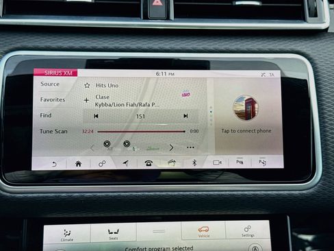 Used 2019 Land Rover Range Rover Velar R-Dynamic SE AWD/4WD image 30