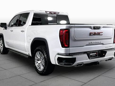 Used 2023 GMC Sierra 1500 Denali w/ Technology Package AWD/4WD image 12