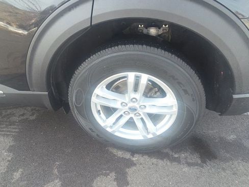 Used 2020 Ford Explorer XLT w/ Equipment Group 202A image 15