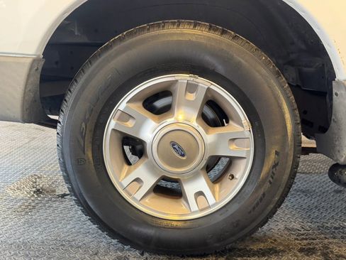 Used 2003 Ford Explorer RWD image 26