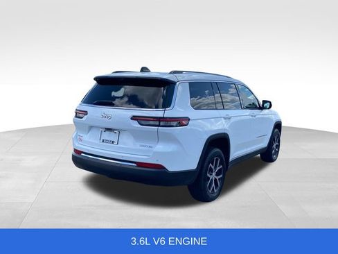 Used 2024 Jeep Grand Cherokee L Limited w/ Luxury Tech Group II AWD/4WD image 3