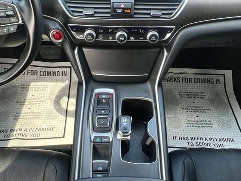 Used 2020 Honda Accord EX-L image 11