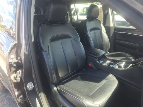Used 2021 Jeep Grand Cherokee L Limited AWD/4WD image 21