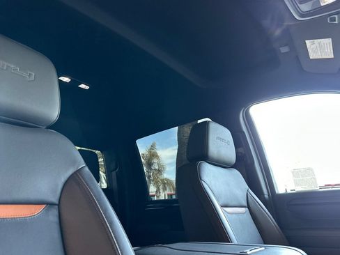 Certified 2025 GMC Sierra 2500 AT4 AWD/4WD image 17