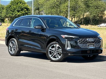 Used 2025 Audi Q5 Premium w/ Convenience Package
